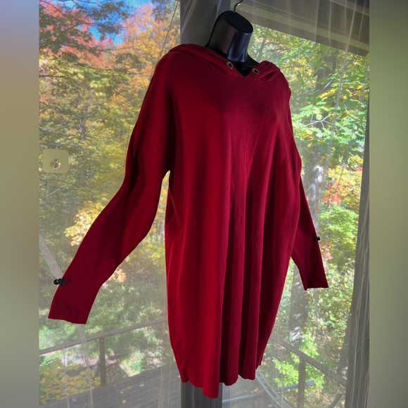Michael Kors beautiful red color sweater/dress with hoodie. Very comfortable L - Picture 5 of 10